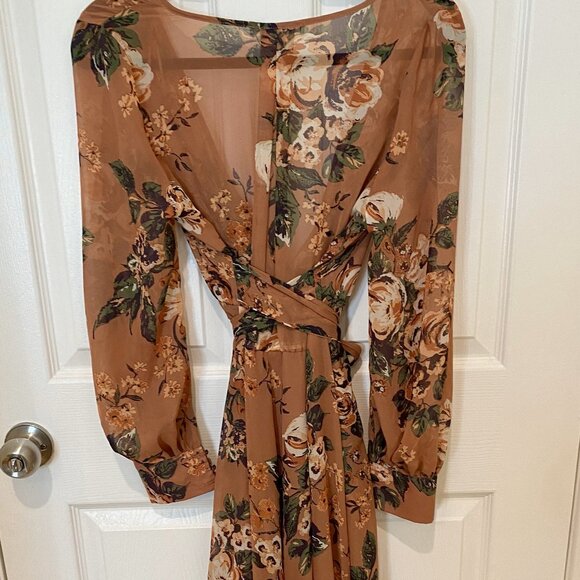 PINK + SOPHIE PINK/MAUVE FLORAL MAXI WRAP DRESS - Picture 3 of 9